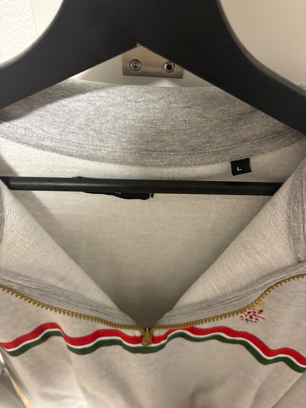 Pulls & Sweat-shirts: Grauer Pullover grösse L – D'occasion à Matzingen par dkl_6khr 2