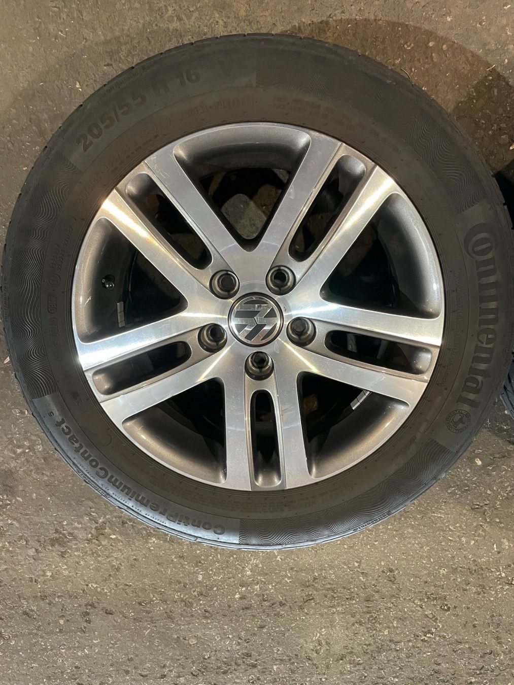 Volkswagen Pneumatici & Ruote complete: VW Golf Somerräder – Usato da Horw venduto da Mogi6048 1