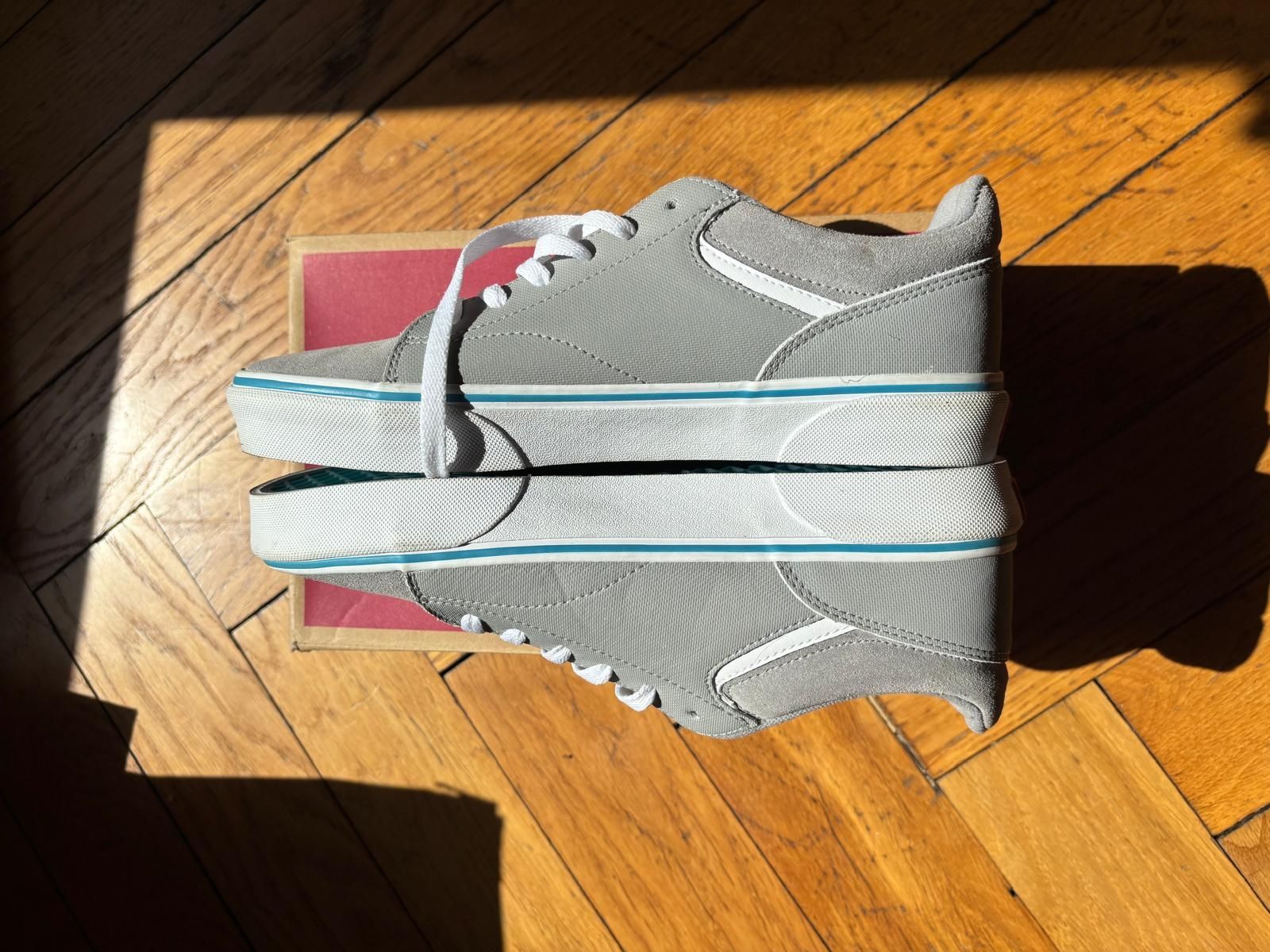 Herrenschuhe: Vans grise – Neu (gemäss Beschreibung) aus Genève von nun_7fjx