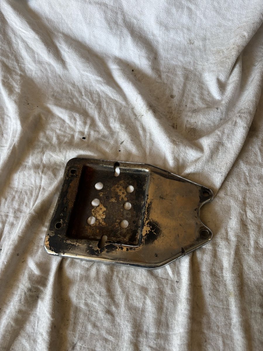 Harley-Davidson Tutti i ricambio per moto: Harley Davidson Oiltank Platte  – Usato da Schötz venduto da Harley35