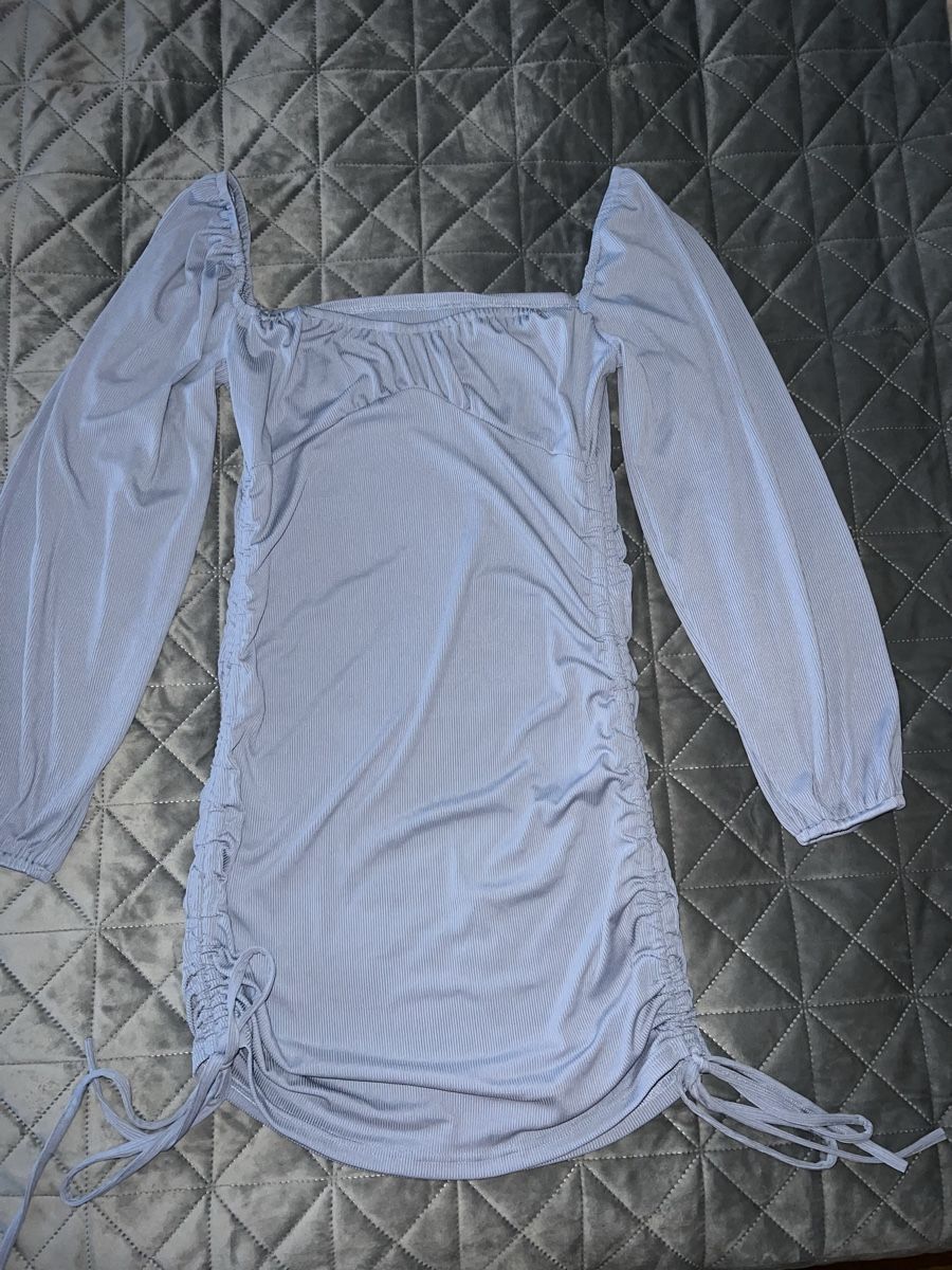 Robes: Kleid – Neuf (Voir description) à Tann par ivr_2vs