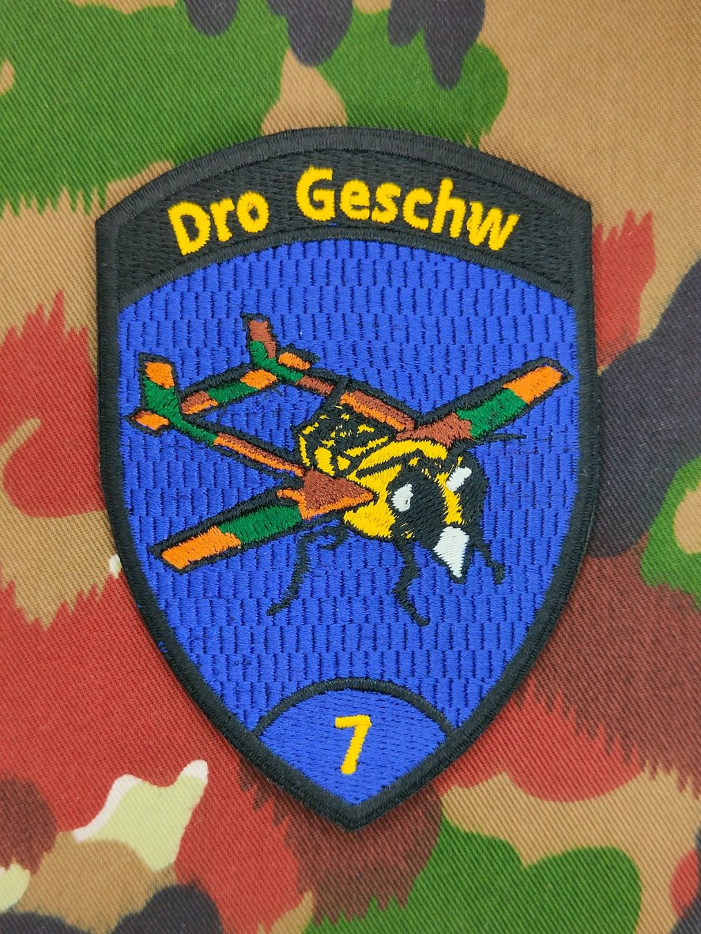 Schweizer Armee Placchette & Badge: Verbandsabzeichen Dro Geschw 7 Kp 4 – Usato da Bauma venduto da SwissMilitaria