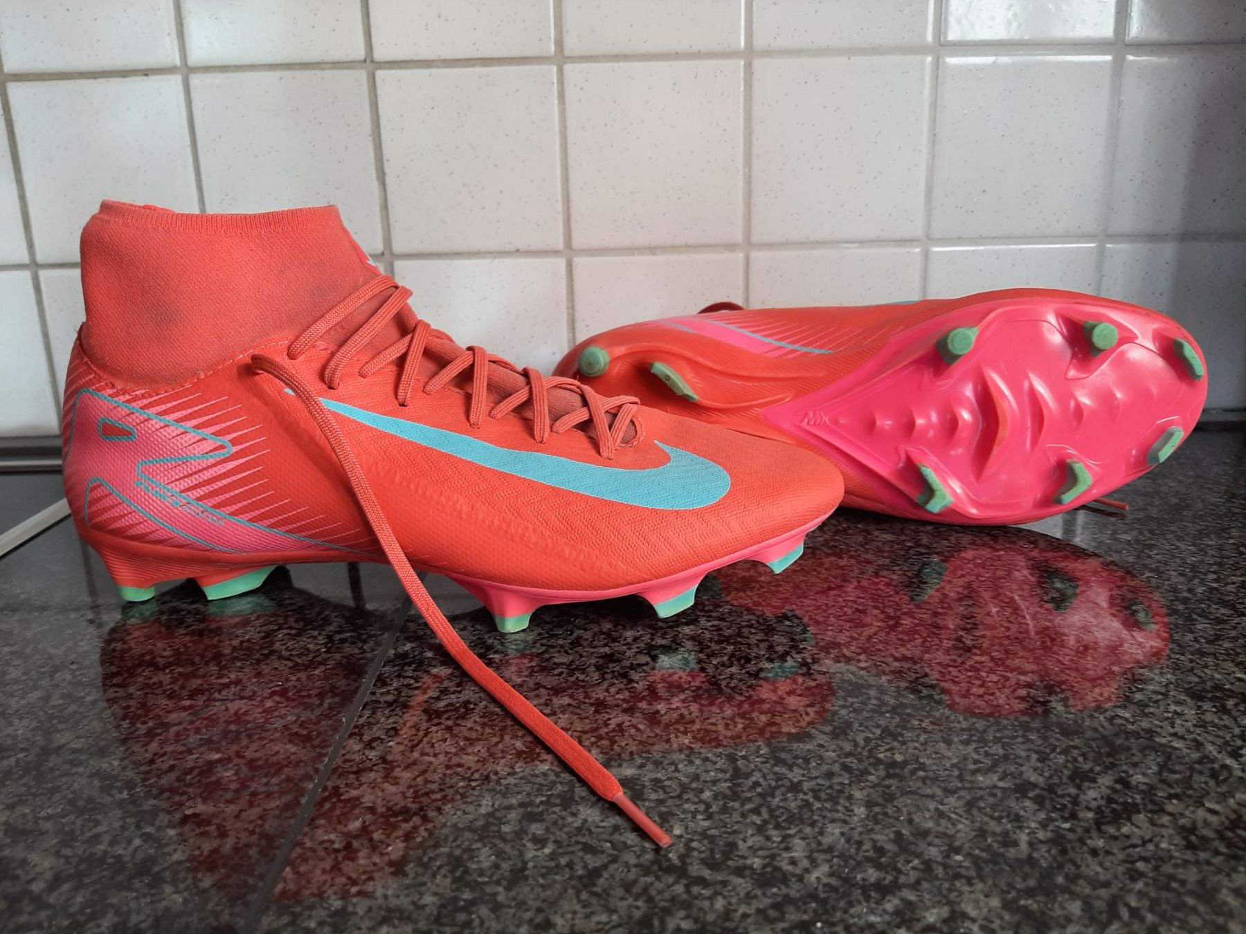 Nike Scarpe da uomo: Fussballschuh – Usato da Flerden venduto da sunshine055