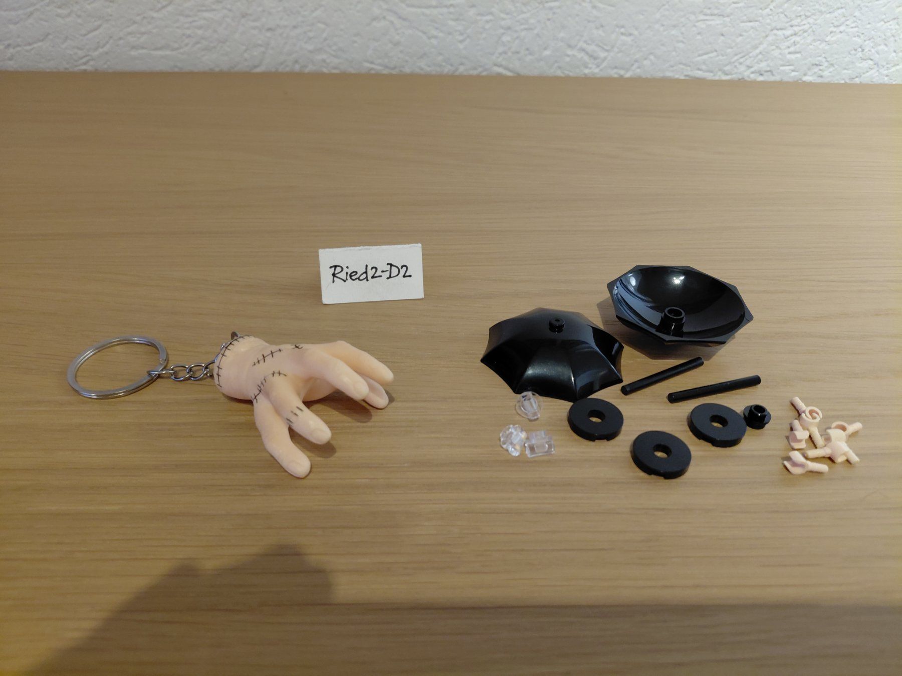 Baukästen: Wednesday Mercredi Addams Figurines – Gebraucht aus La Chaux-de-Fonds von Ried2-D2 1