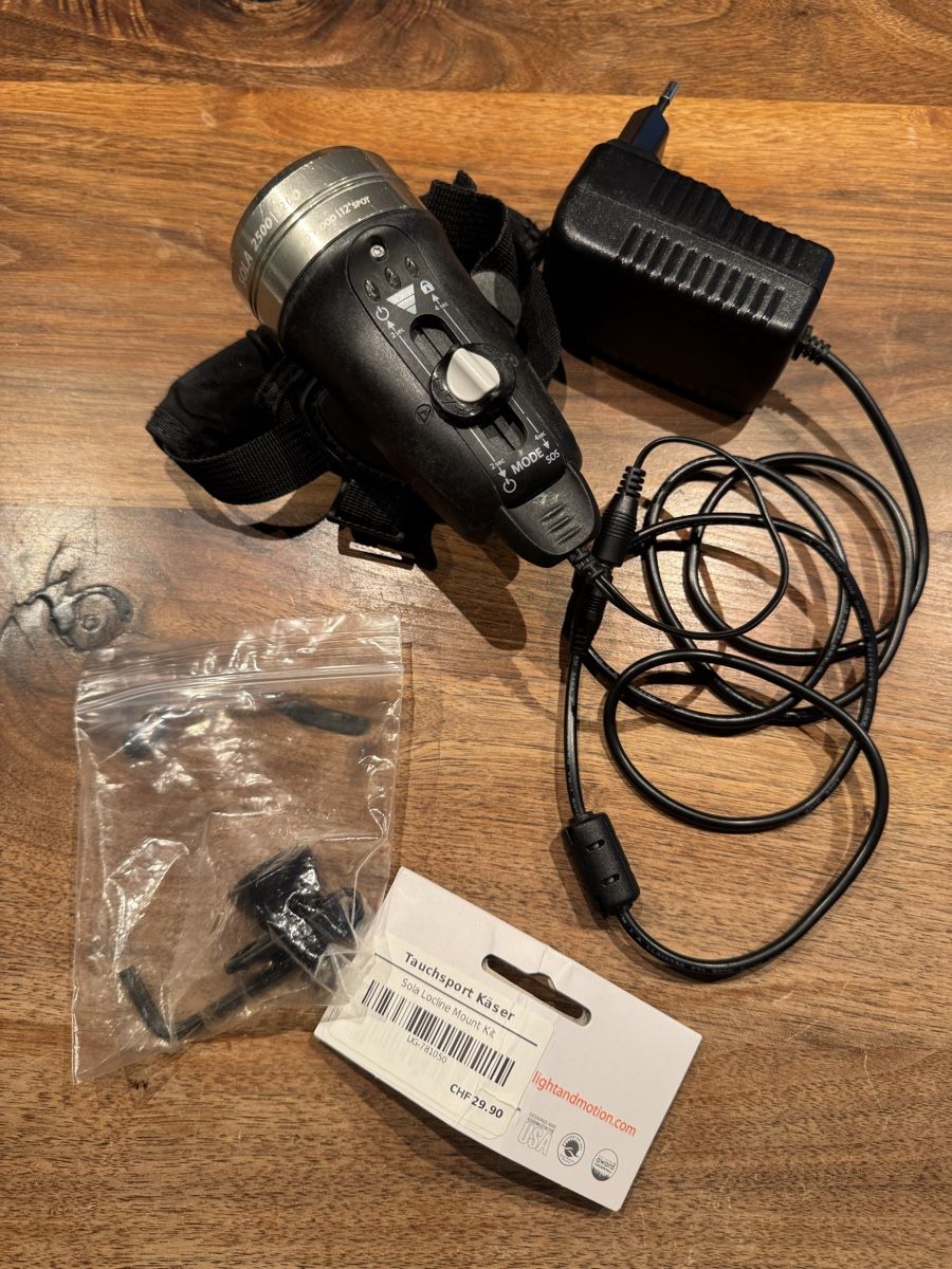 Lampade: Tauchlampe Sola Light&Motion 2500/1200 – Usato da Widnau venduto da Jimknopf86
