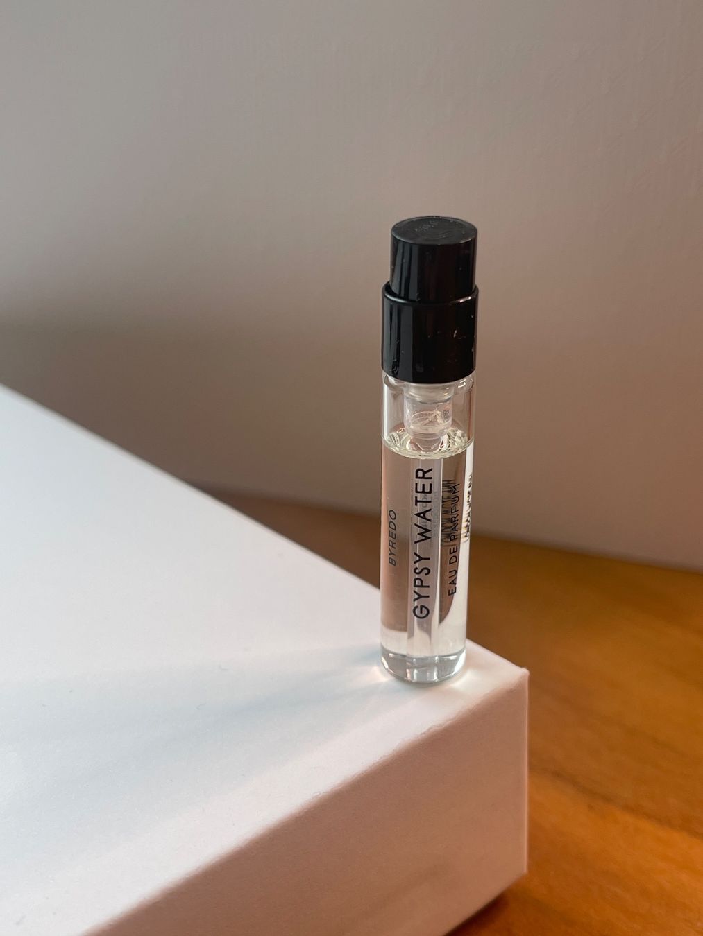 Byredo Profumi & Eau de Toilette: Byredo Gypsy Water Probe 2ml NEU – Nuovo e nell'imballaggio originale da Rüschlikon venduto da bur_7r8m