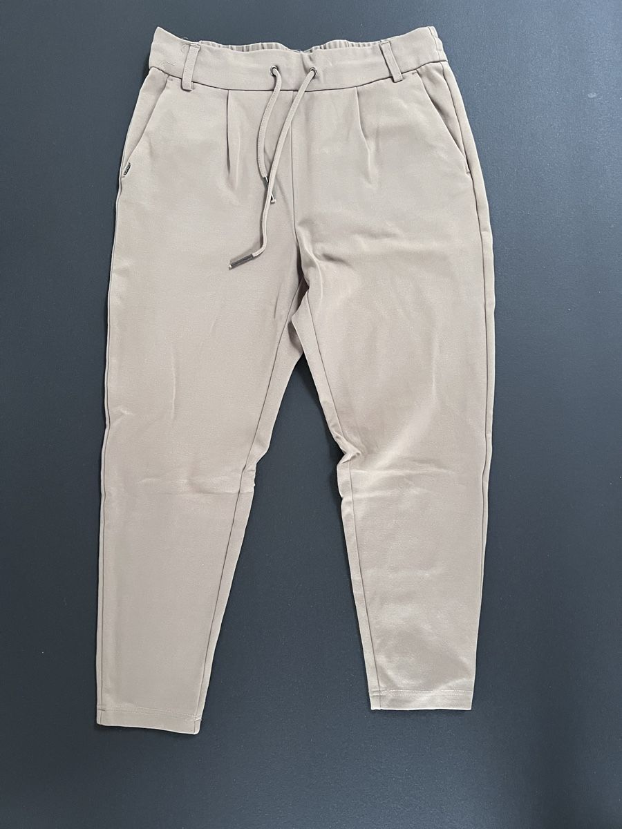 Tessuti: Stoffhose beige Jersey, ONLY - Gr. S – Usato da Fraubrunnen venduto da Vpeck
