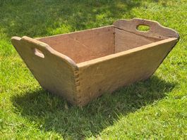 Ancien baquet en bois rustique – Alter Holztrog / Holzwanne