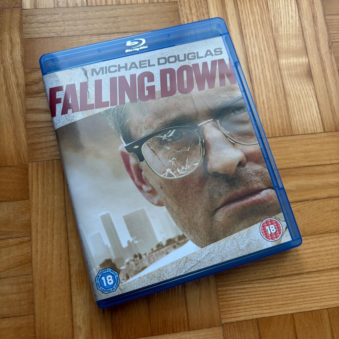 Tutti i DVDs: Falling Down Blu-ray (UK-Version; Region B) NEU – Nuovo e nell'imballaggio originale da Schaffhausen venduto da AMJoho