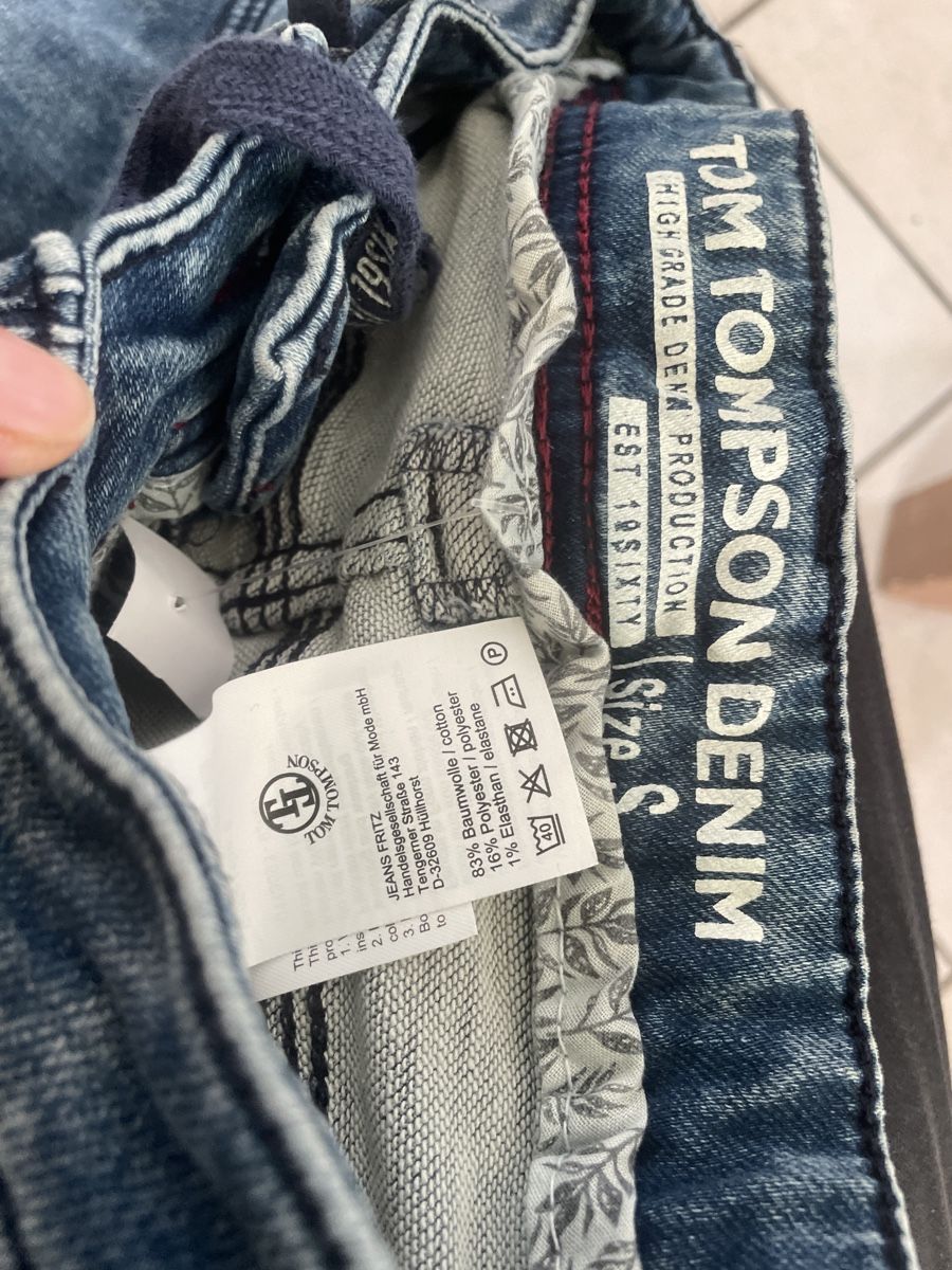 Pantaloni: Neue Tom Tompson Denim stretch Shorts Gr. S – Nuovo (secondo la descrizione) da Obergerlafingen venduto da cabo4 2