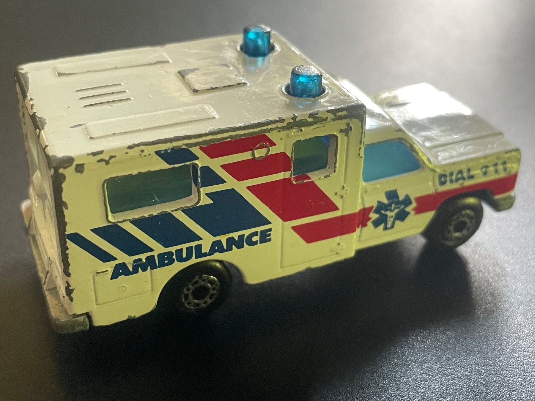 Matchbox Modellini d'auto: Matchbox Ambulance 1977 – Usato da Volketswil venduto da rubin74 4