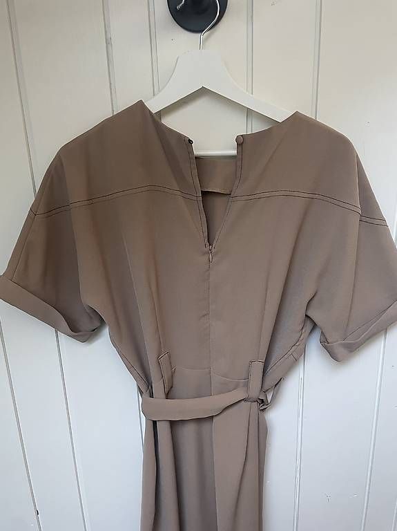 Vestiti: Kleid – Usato da Grenchen venduto da benu01 3