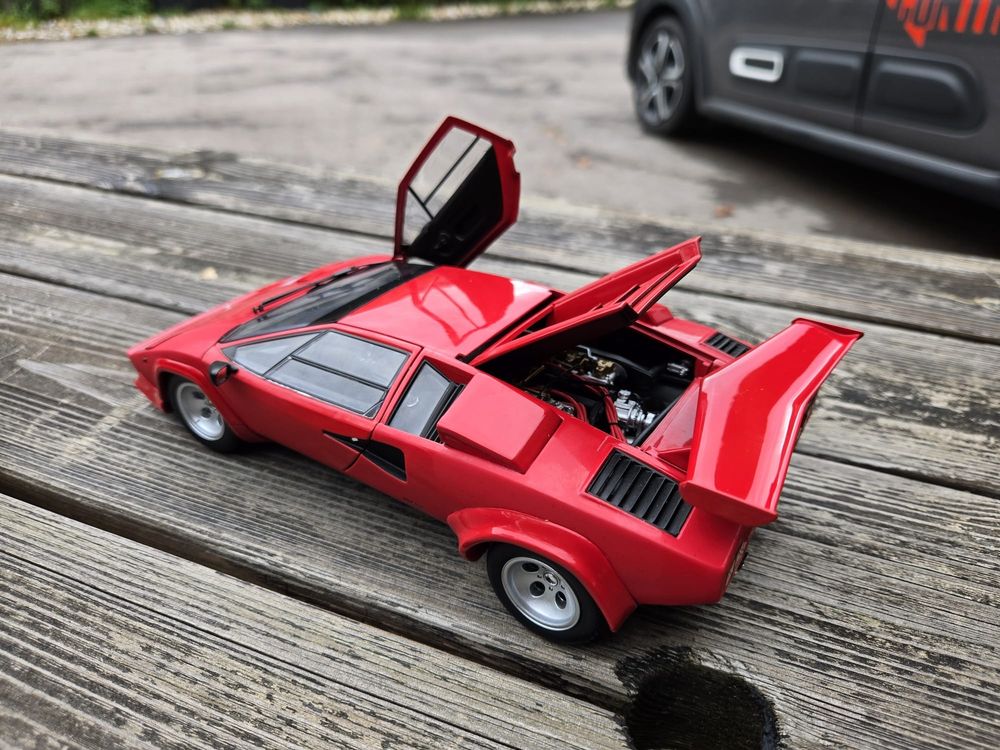 Lamborghini Countach + LM002 1/18 Kyosho (Neu und originalverpackt) in ...