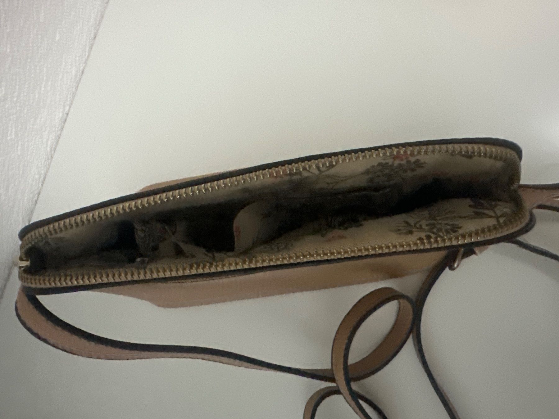 Borse da donna: Umhängetasche Damen hellbraun – Usato da Visp venduto da jel_75xg 2