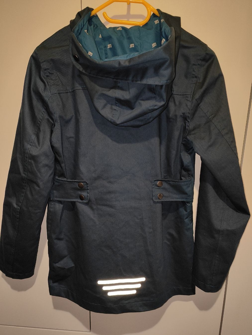 Giacche: Caterpillar (CAT) Damenjacke XS wasserabweisend mit Kapuze – Usato da Rothrist venduto da SiddharthaMoon 3