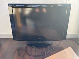 LG Fernseher, guter Zustand 📺