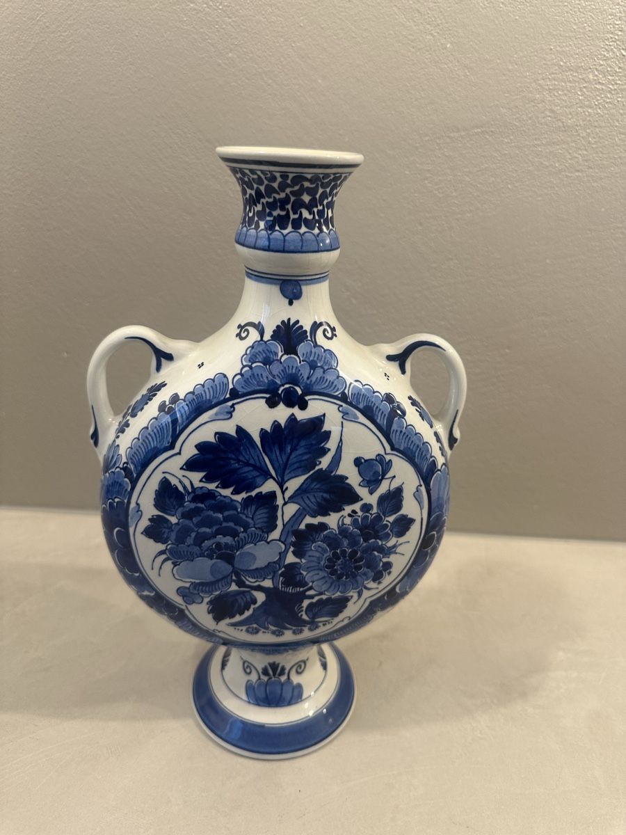Vasen & Gefässe: Delfter Vase, Blau-Weiss, Handarbeit – Gebraucht aus Nebikon von Vanessa2003
