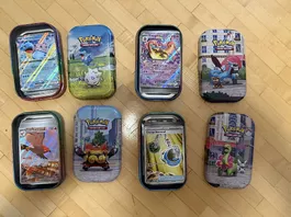 200 Pokémon Karten in 4 coolen Metalboxen