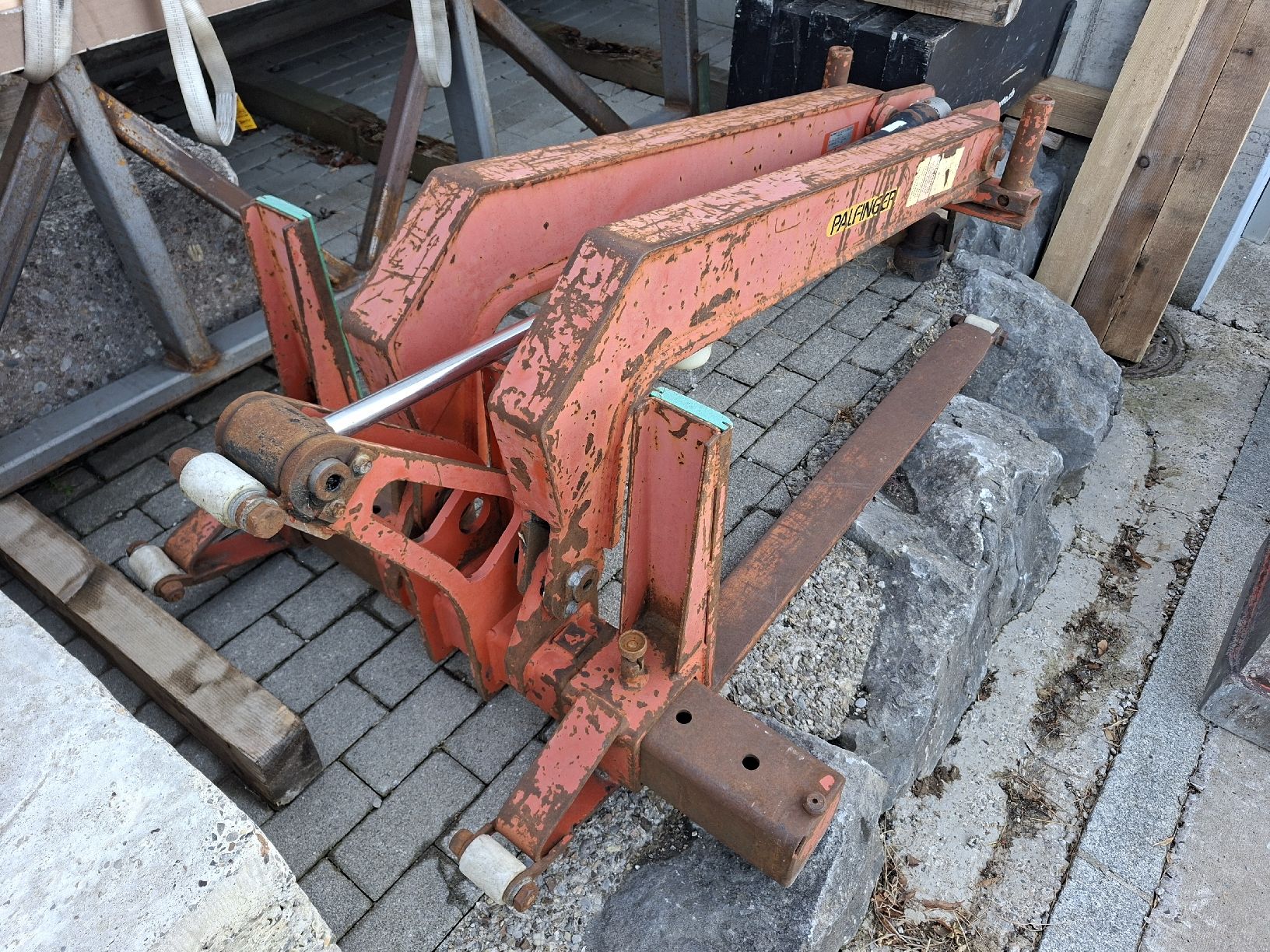 Palfinger Kräne: Wendegabel Palfinger Kran – Defekt aus Schwellbrunn von FrehnerCo.AG 2