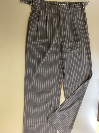 *STRADIVARIUS* HOSE Gr.38/M gestr. schwarz, breites Bein NEU