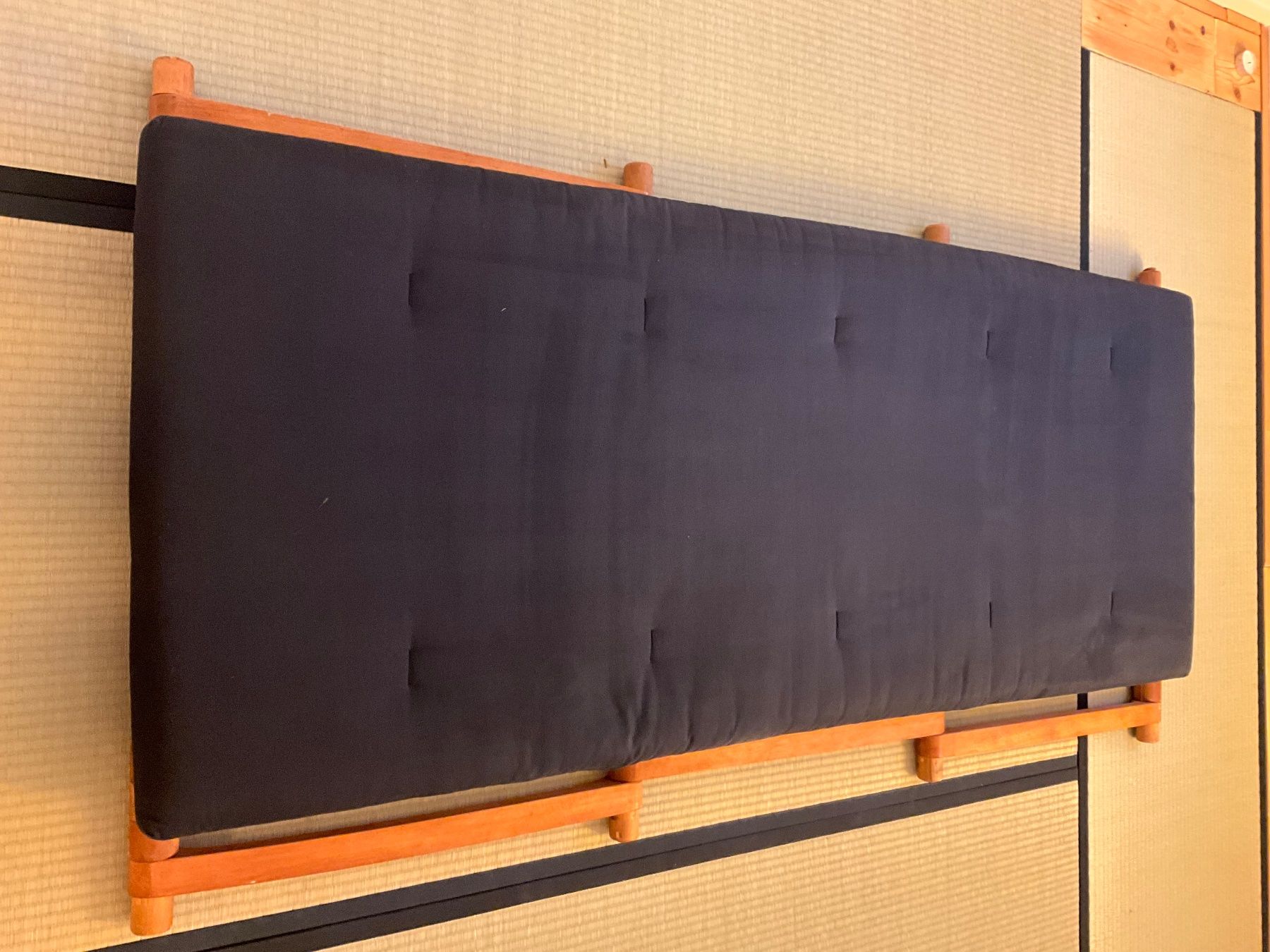 Poltrone: Sato Lounge Sessel, transformierbar in einen Lattenrost/Bett – Usato da Basel venduto da Hen82 2