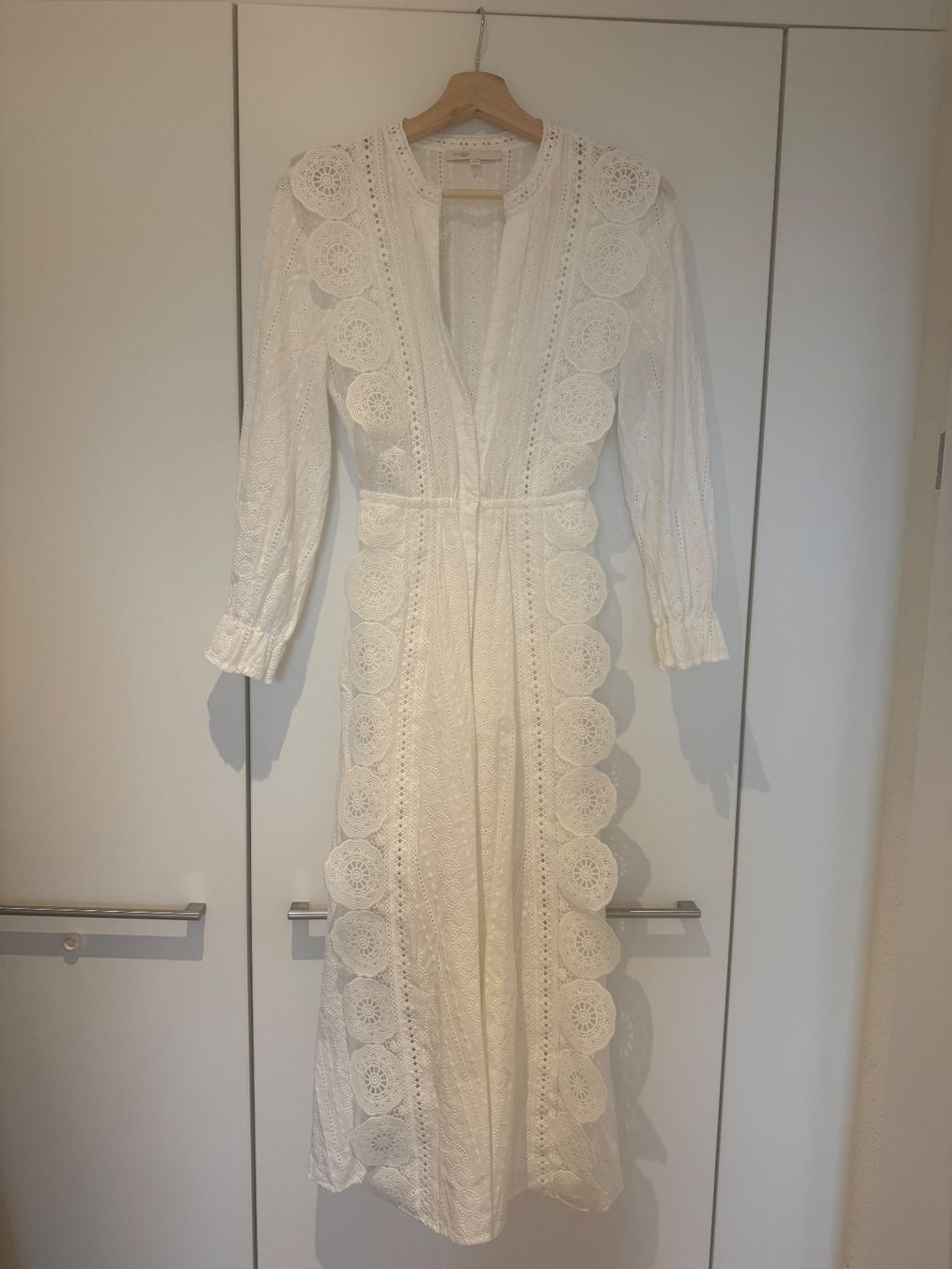 Maje Vestiti: Maje long v-neck dress – Nuovo (secondo la descrizione) da Zürich venduto da Kawie 4