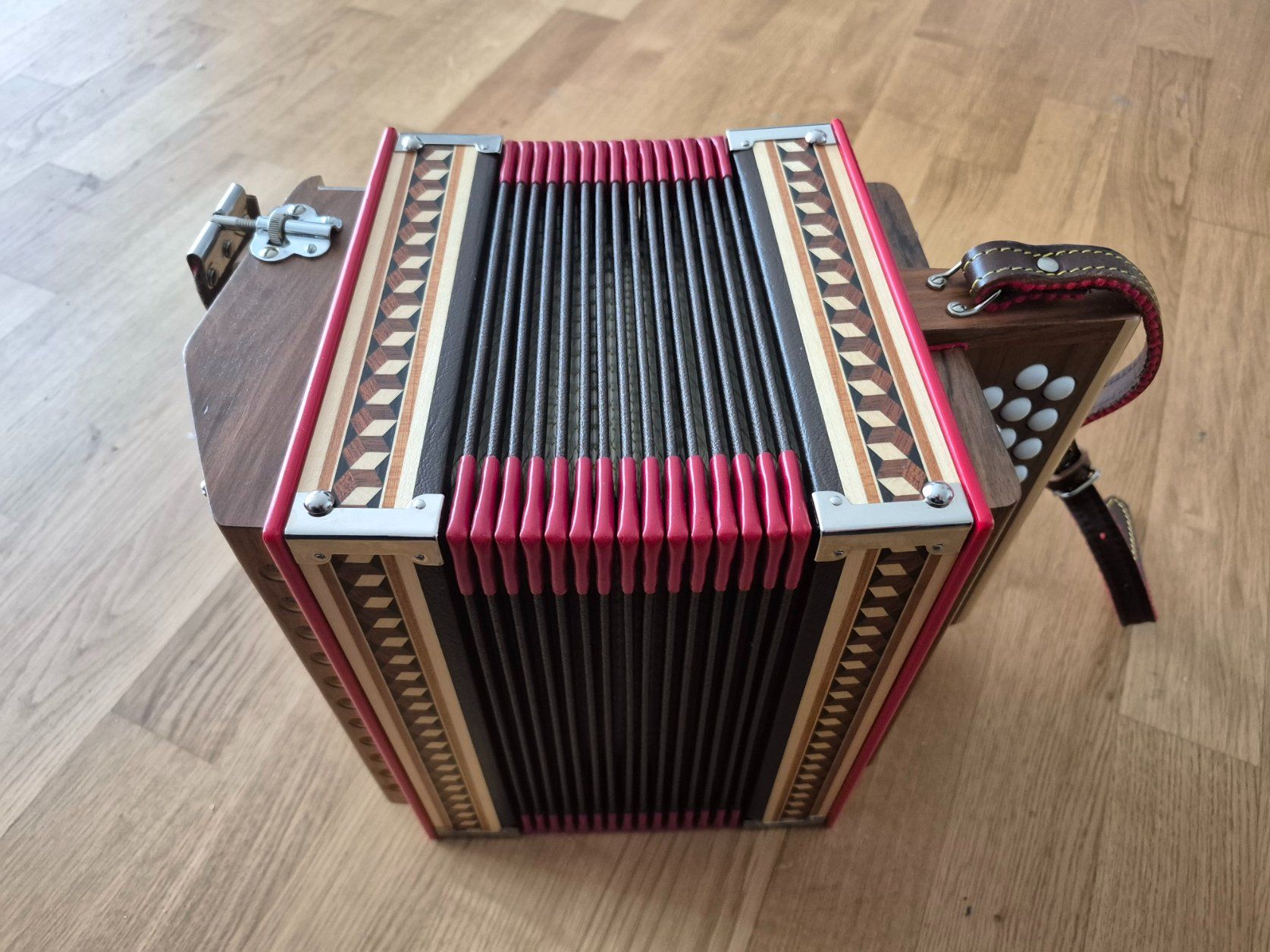 Instruments de musique: Kopfhörer Örgeli - System Leiser – Défectueux à Nottwil par Gorillale