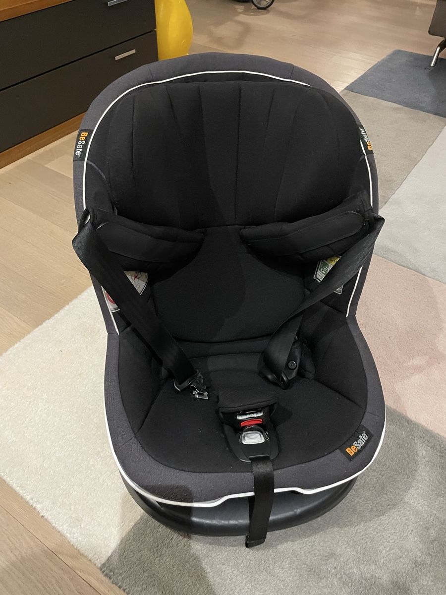 Seggiolini per auto: BeSafe iZi Modular i-Size inkl. Isofix Base, unfallfrei – Usato da Erlenbach ZH venduto da Mary_sk