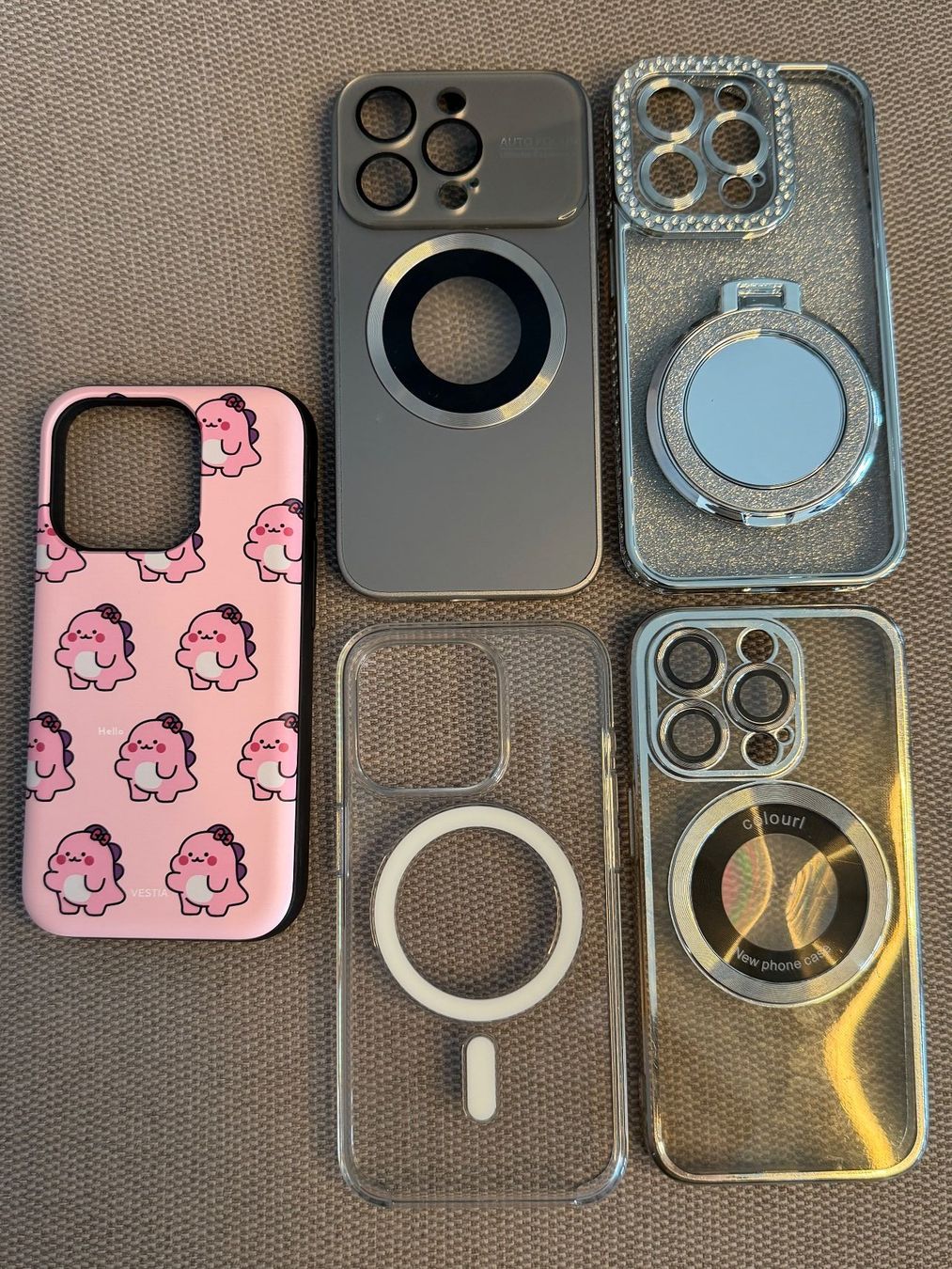 Cover & Protezioni schermo: iPhone 15 Pro Cases - 5 Stück – Usato da Wollerau venduto da Cora07