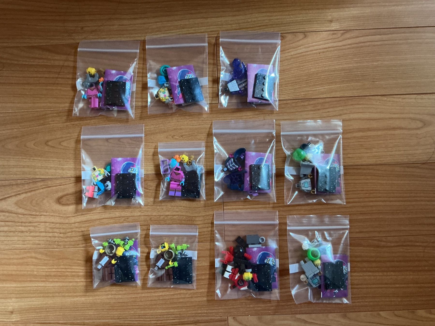 Lego Kit di costruzioni: Lego minifigures série 26 – Nuovo (secondo la descrizione) da Yvorne venduto da Didier66