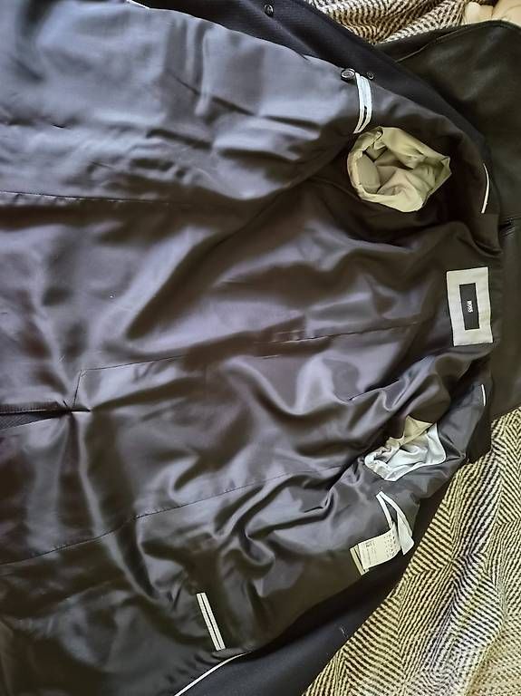 Mäntel: Mantel BOSS – Neu (gemäss Beschreibung) aus Zurich von vik_x7tq 1