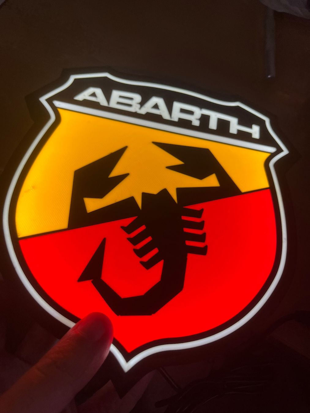Tutte le decorazioni: Lampe LightBox LED logo Abarth - Veilleuse USB neuve – Nuovo (secondo la descrizione) da Noville venduto da Berlusconi55