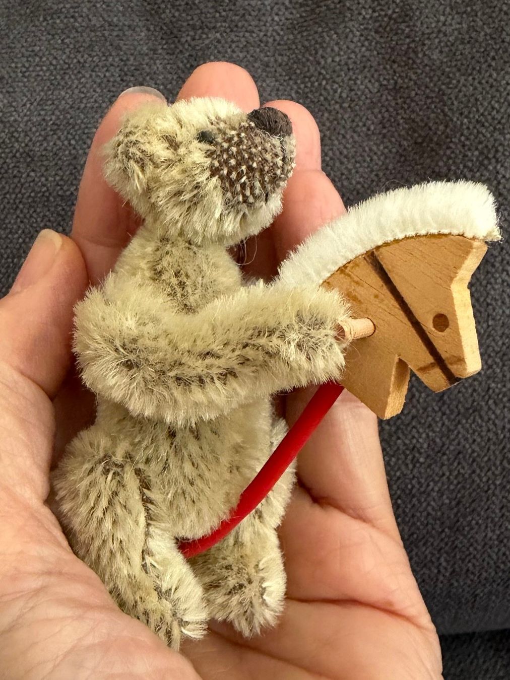 Teddy Hermann Spielzeuge: Miniatur-Sammlerteddy "Hermann" – Gebraucht aus Rapperswil SG von marianna59 2