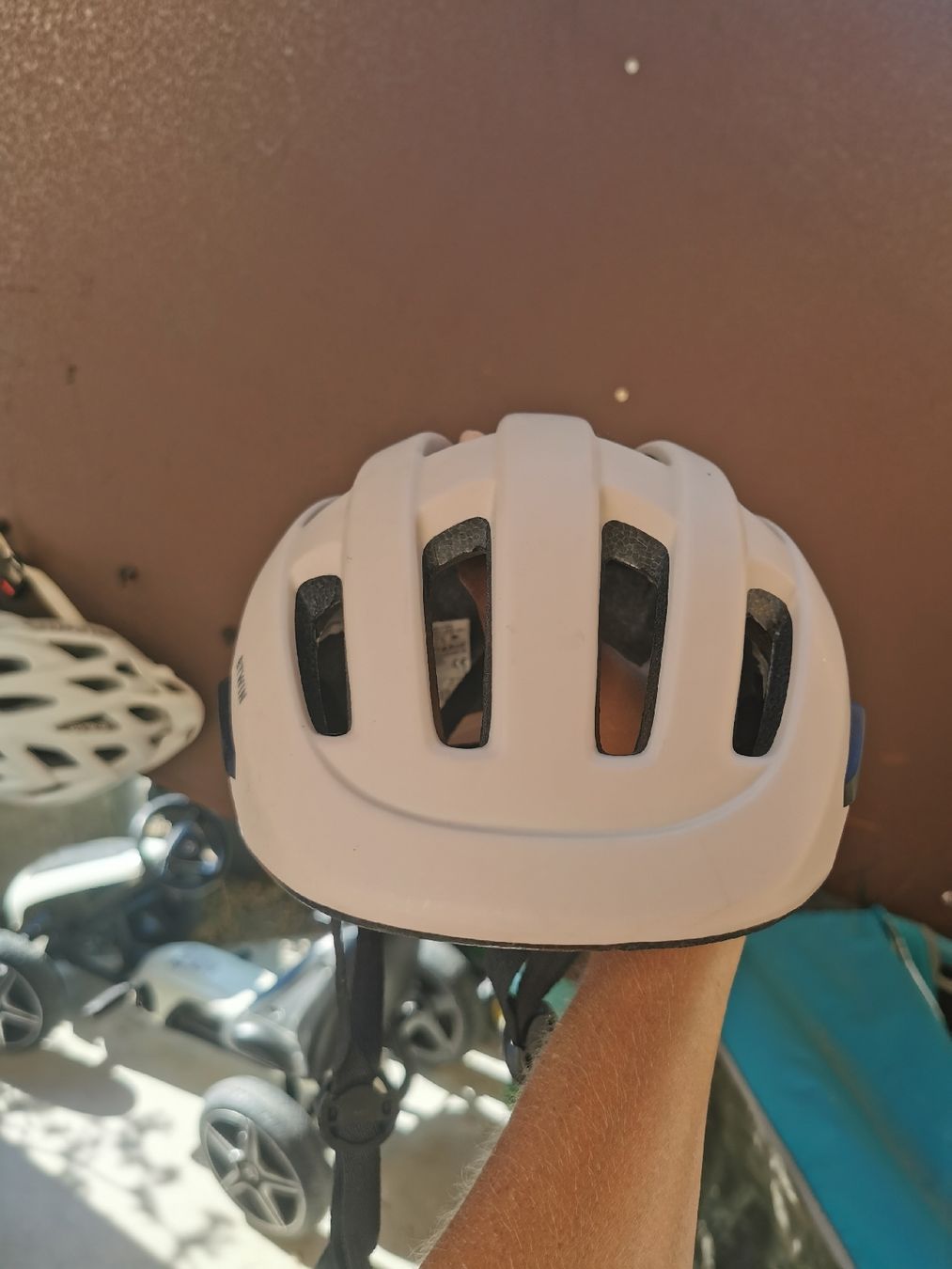 Caschi: Damen Fahrradhelm Grösse L – Nuovo (secondo la descrizione) da Wilchingen venduto da Babadrian 1