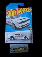 HW Drag Strip 2022 18 Dodge Challanger Srt Demon 4/10 L
