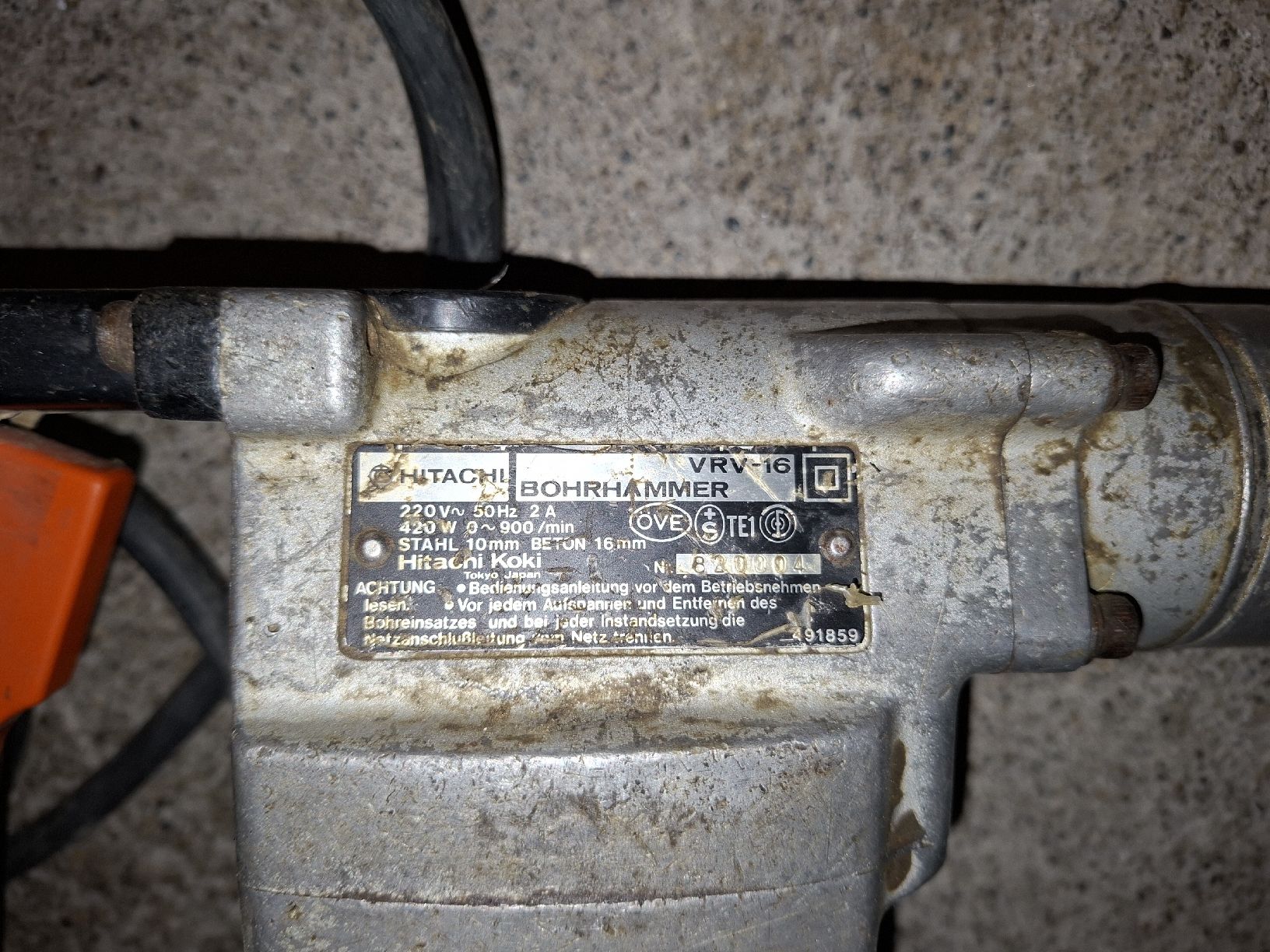 Hitachi Trapani:  Bohrhammer Hitachi VRV-16 – Usato da Pfäffikon ZH venduto da TT-33 1