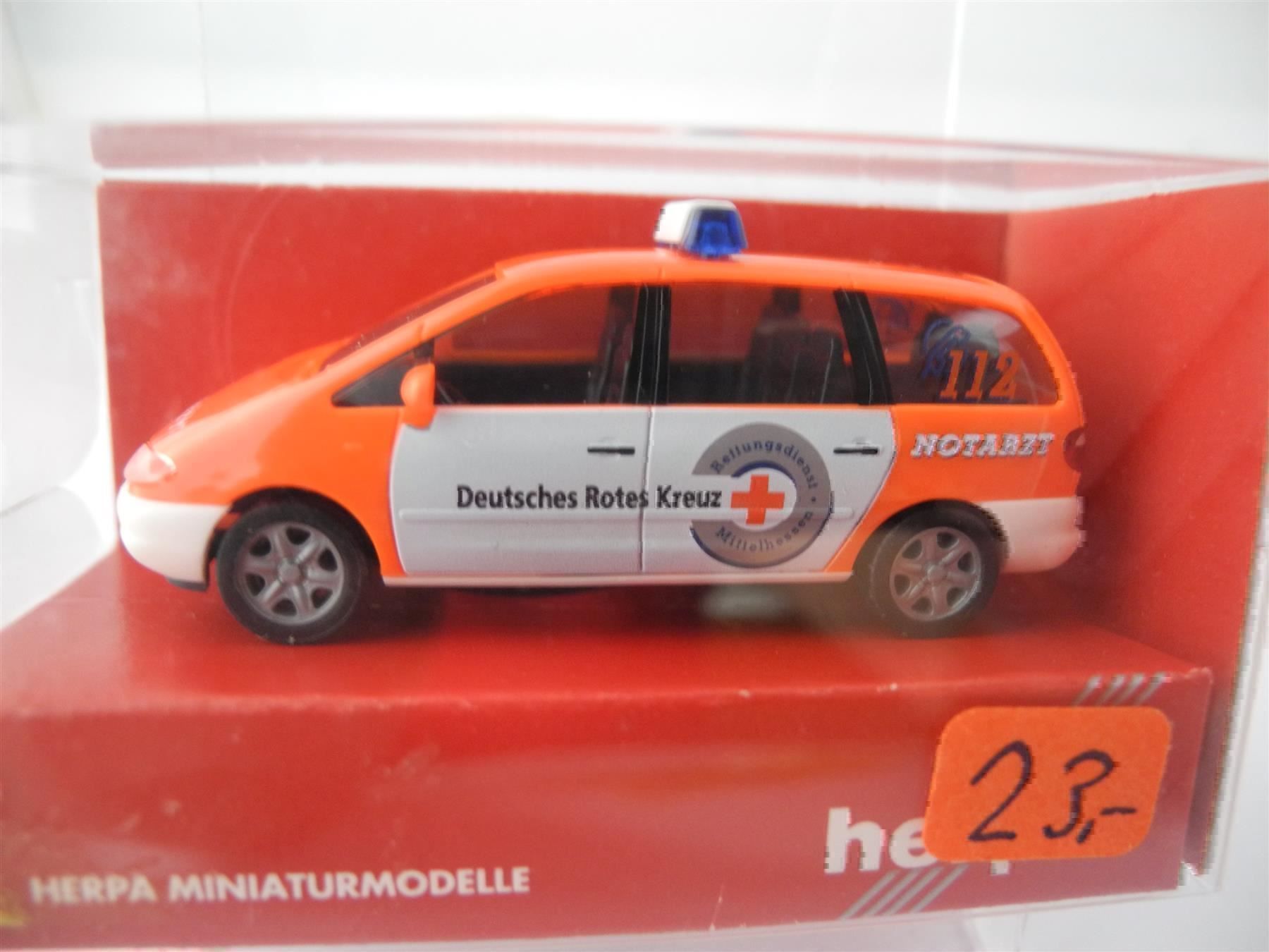 Herpa Modellautos: Herpa 044059 "Notarzt DRK", Nr. v9 – Neu und originalverpackt aus Kottwil von Crazyrolf 1
