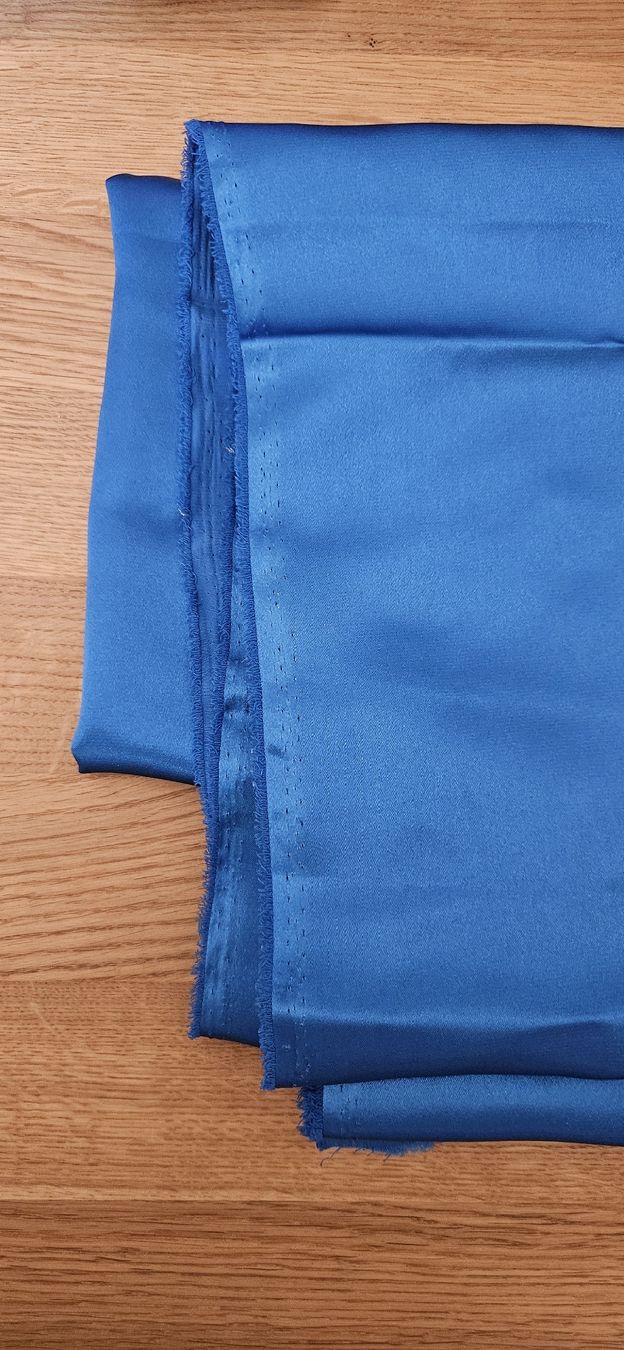 Tessuti: Satin polyester bleu 4m20x150cm – Nuovo (secondo la descrizione) da Carouge GE venduto da Lea000 1