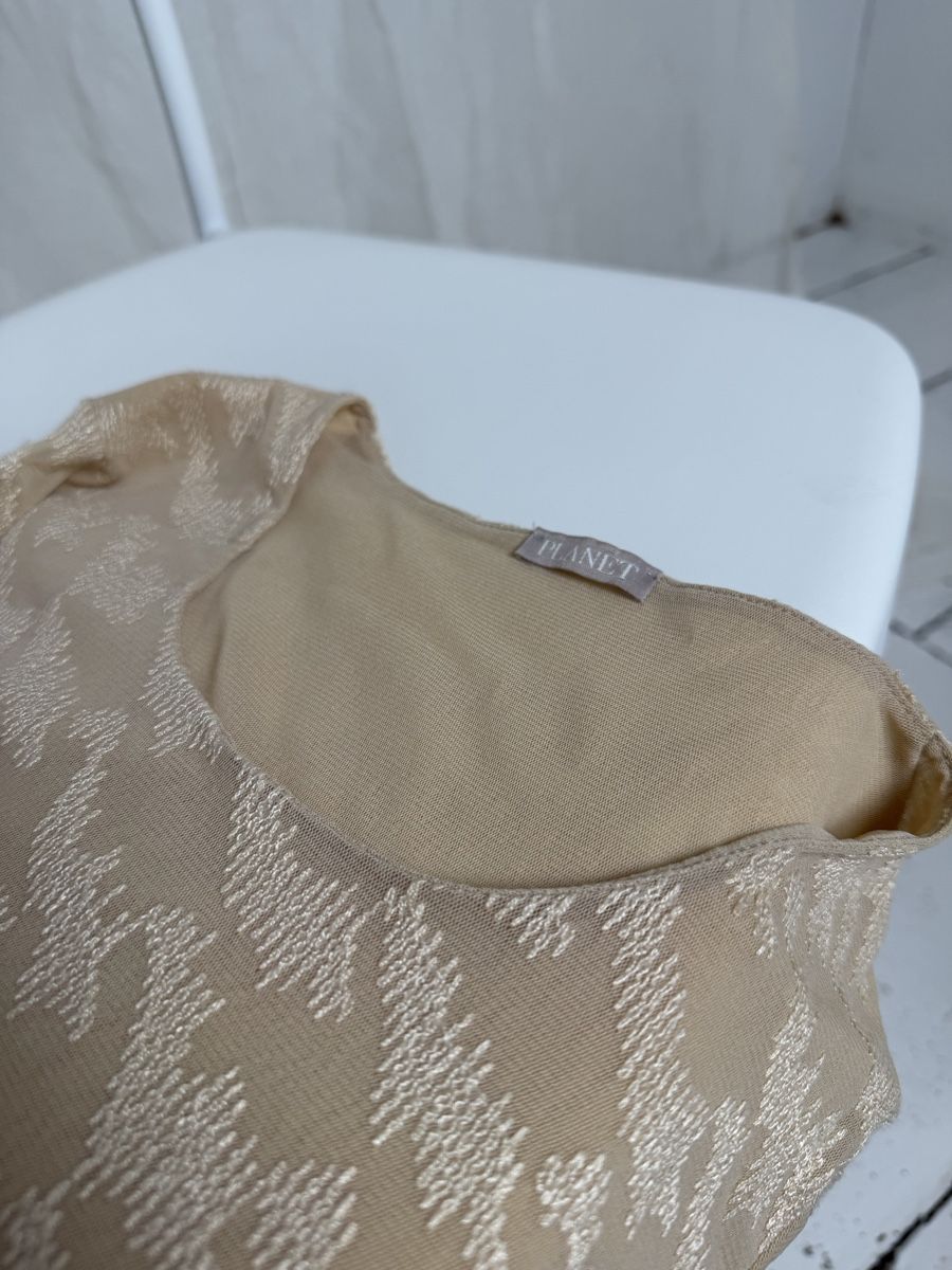 Top: Langarmshirt Damen beige Grösse S – Usato da Knonau venduto da Grapesvintage 4