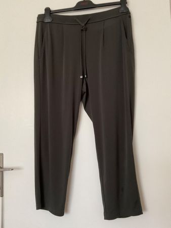 Betty & Co leichte Hose Pants Gr 42 wie neu