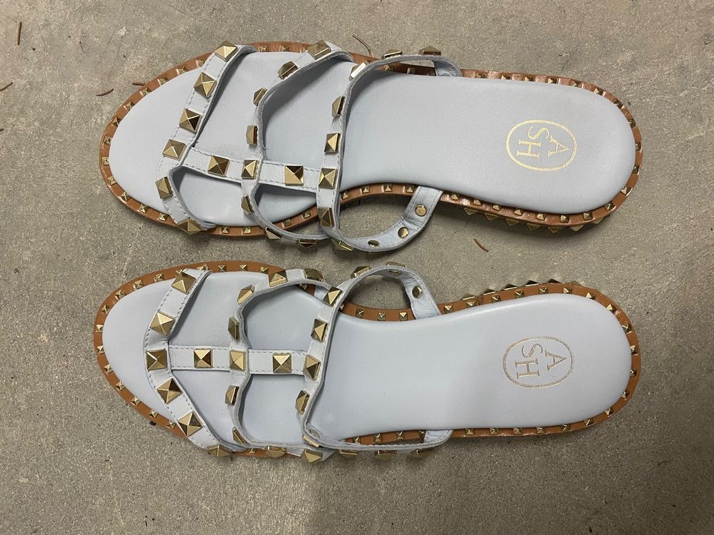 ash sandalen