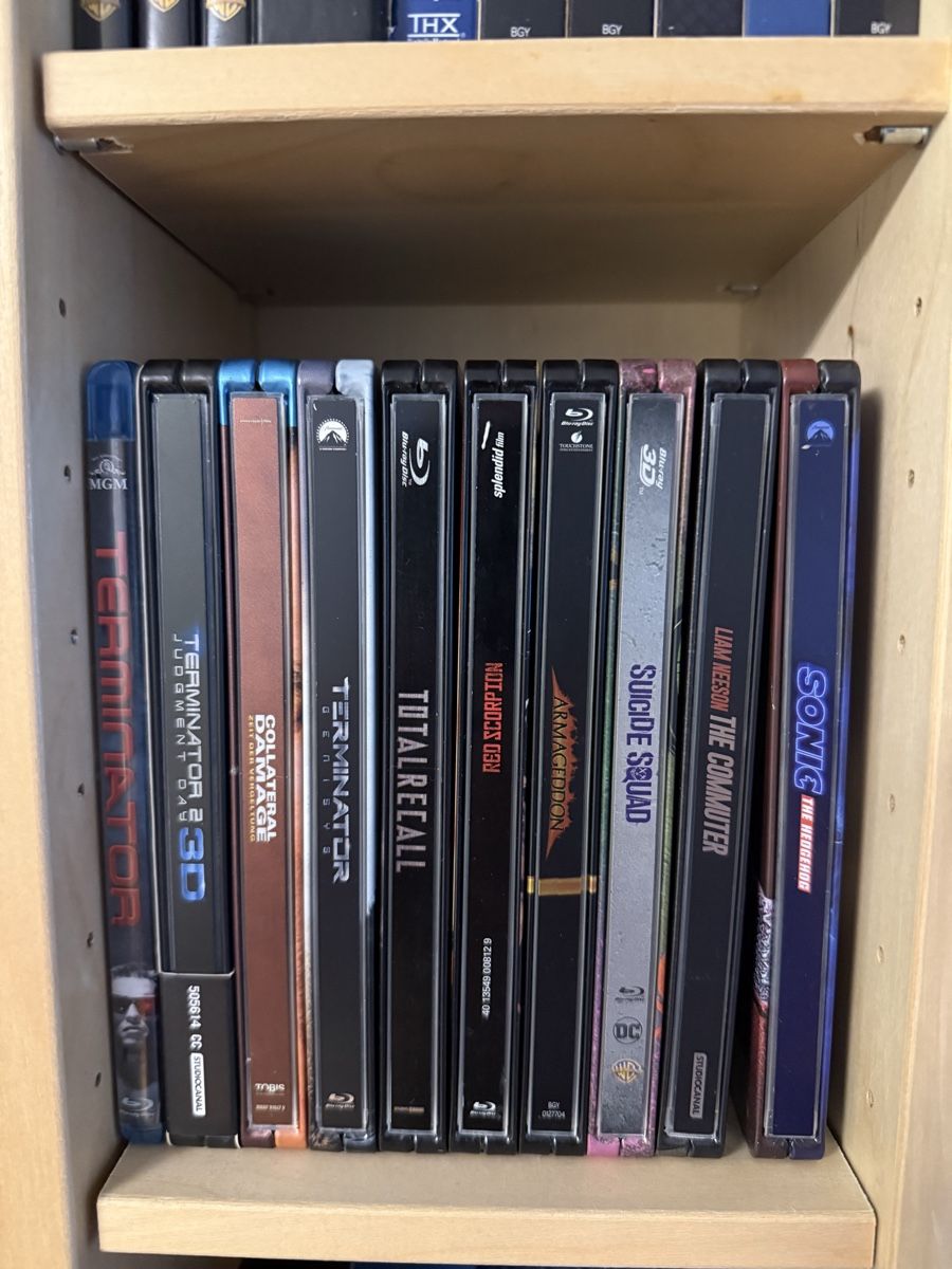 Tous les DVDs: Blu Ray Sammlung 300 Stk. – D'occasion à Rüfenacht BE par Legionar 2