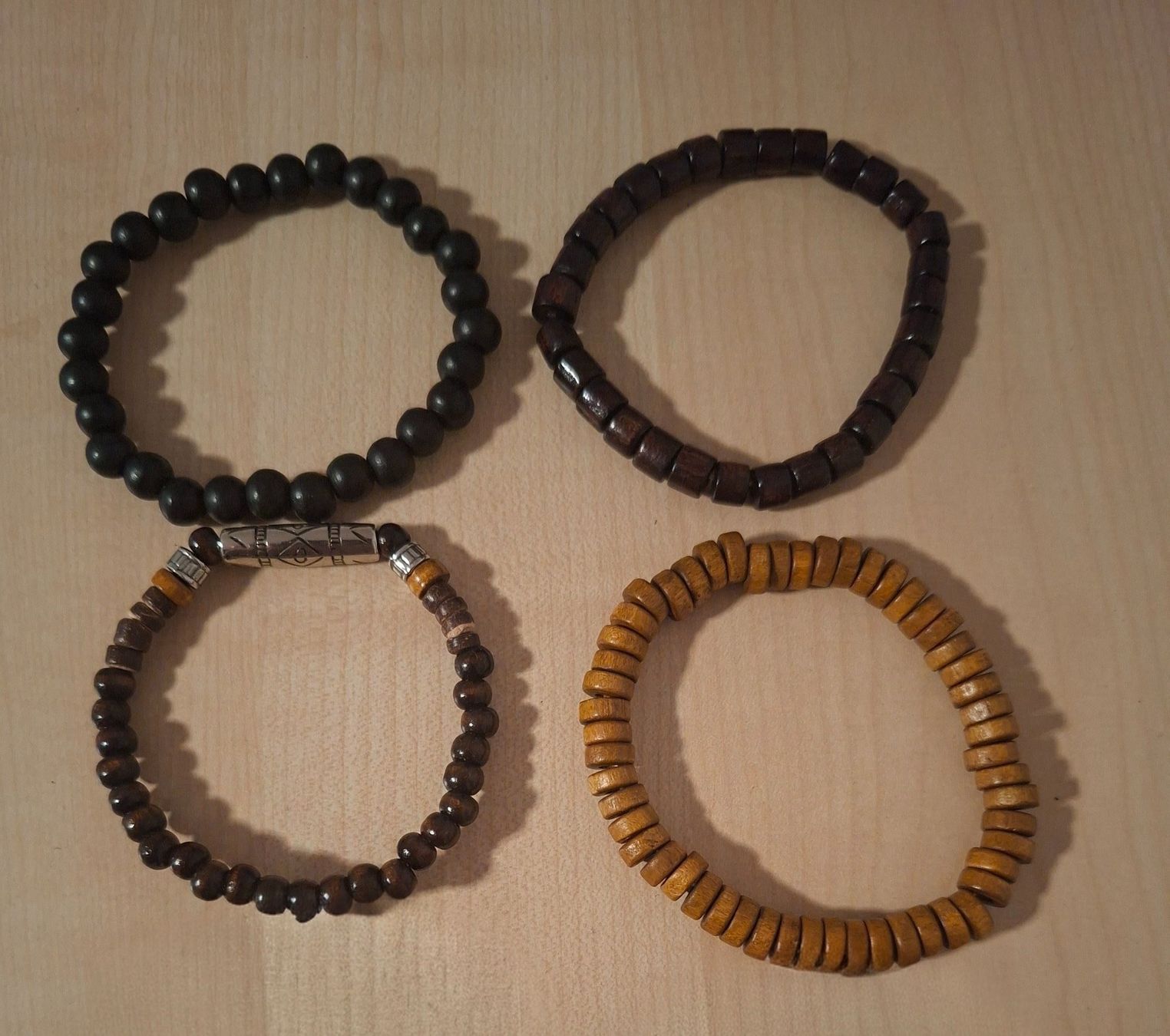 Bracciali & Braccialetti: 4 schöne Armbänder Neuwertig – Nuovo (secondo la descrizione) da Reinach AG venduto da nicki024