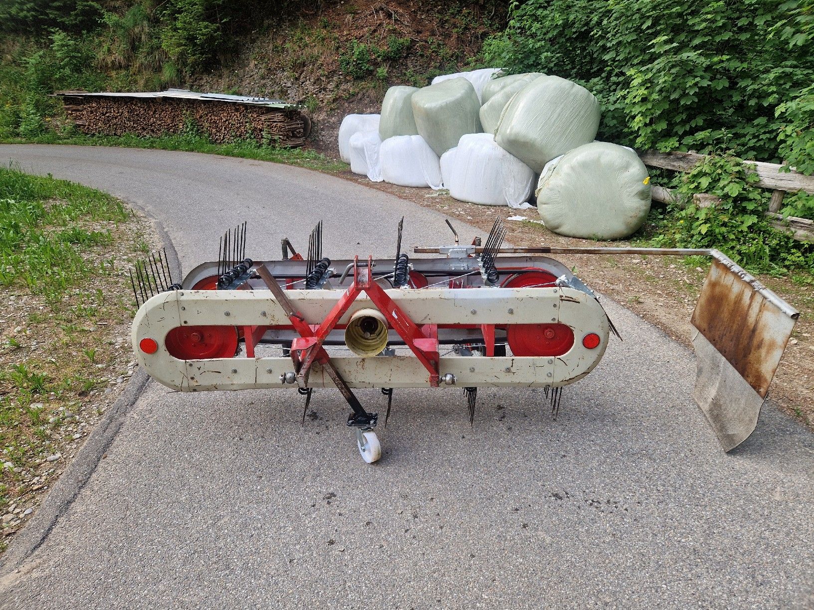 Raccolta foraggio grezzo: Bandrechen ST 180 – Usato da Eggiwil venduto da nic_yf7s 3
