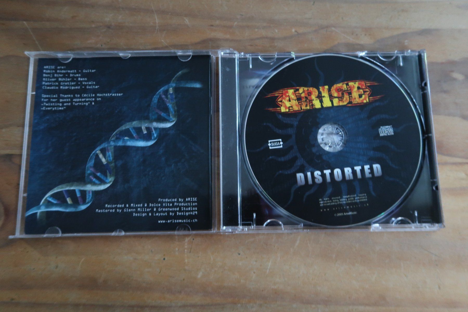 CD: ARISE - DISTORTED - SWISS METAL - CD – Usato da Basel venduto da Patiscat 3