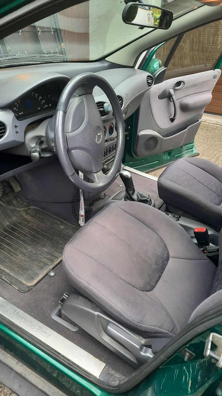 Mercedes-Benz Autos: Merzedes-Benz A 160 – Defekt aus Gisikon von 67peterpan 9