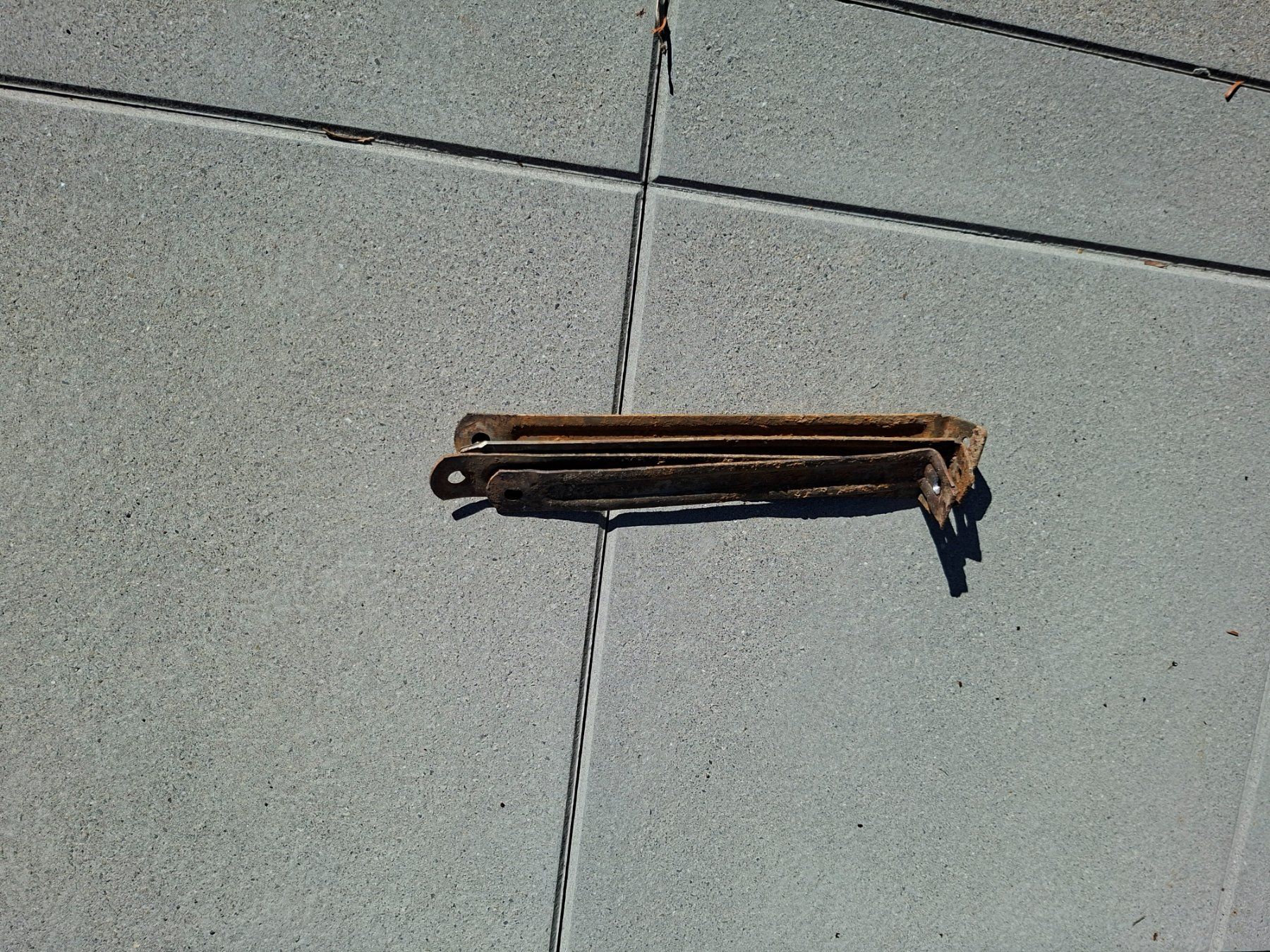 Altre altalene da giardino: Schaukel mit zwei Bodenplatten – Usato da Niedergösgen venduto da Gnoschi 4