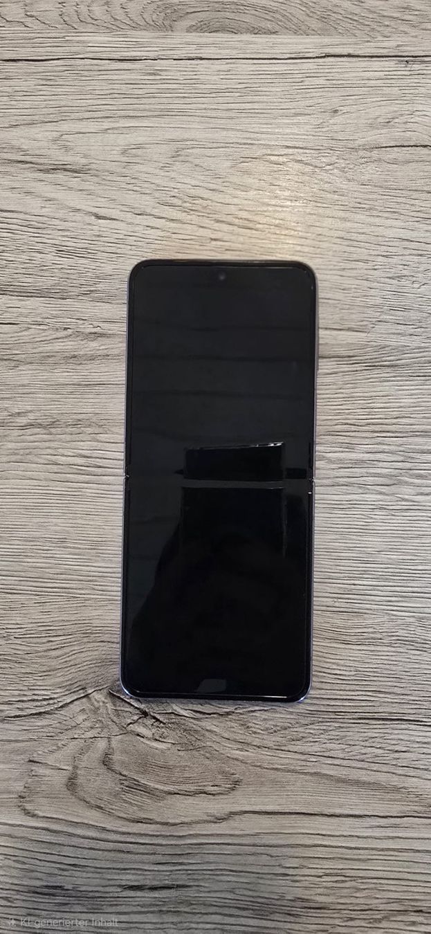 Samsung Portables: Samsung Galaxy Flip 4 – D'occasion à Bernhardzell par chr_2jrp