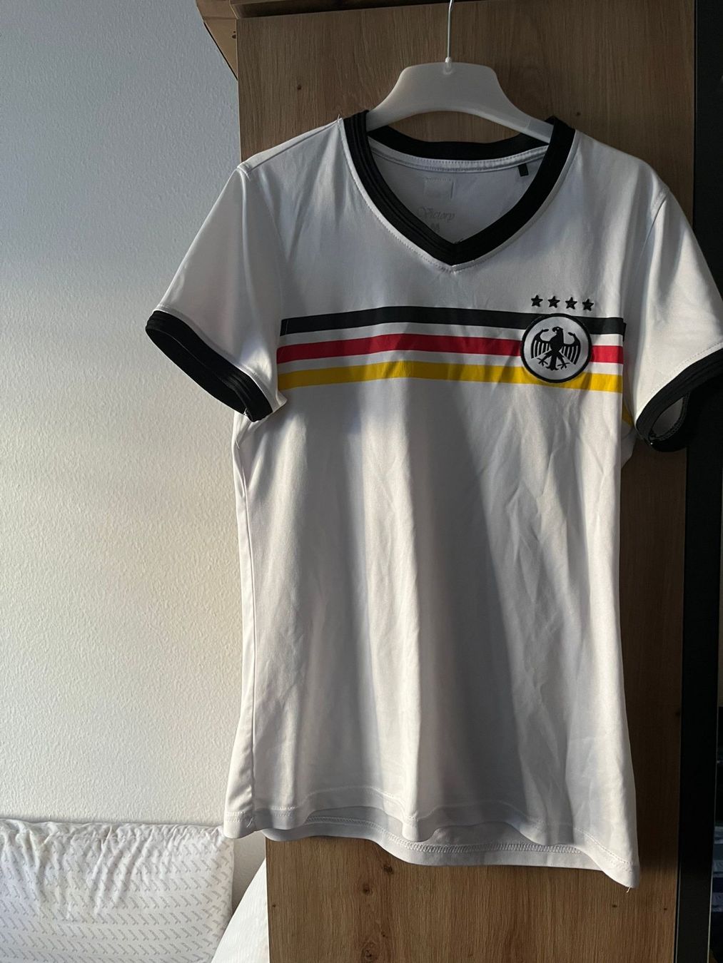 Hosen: Trening neu,short et t-shirt – Gebraucht aus Fribourg von mal_8zjh 2