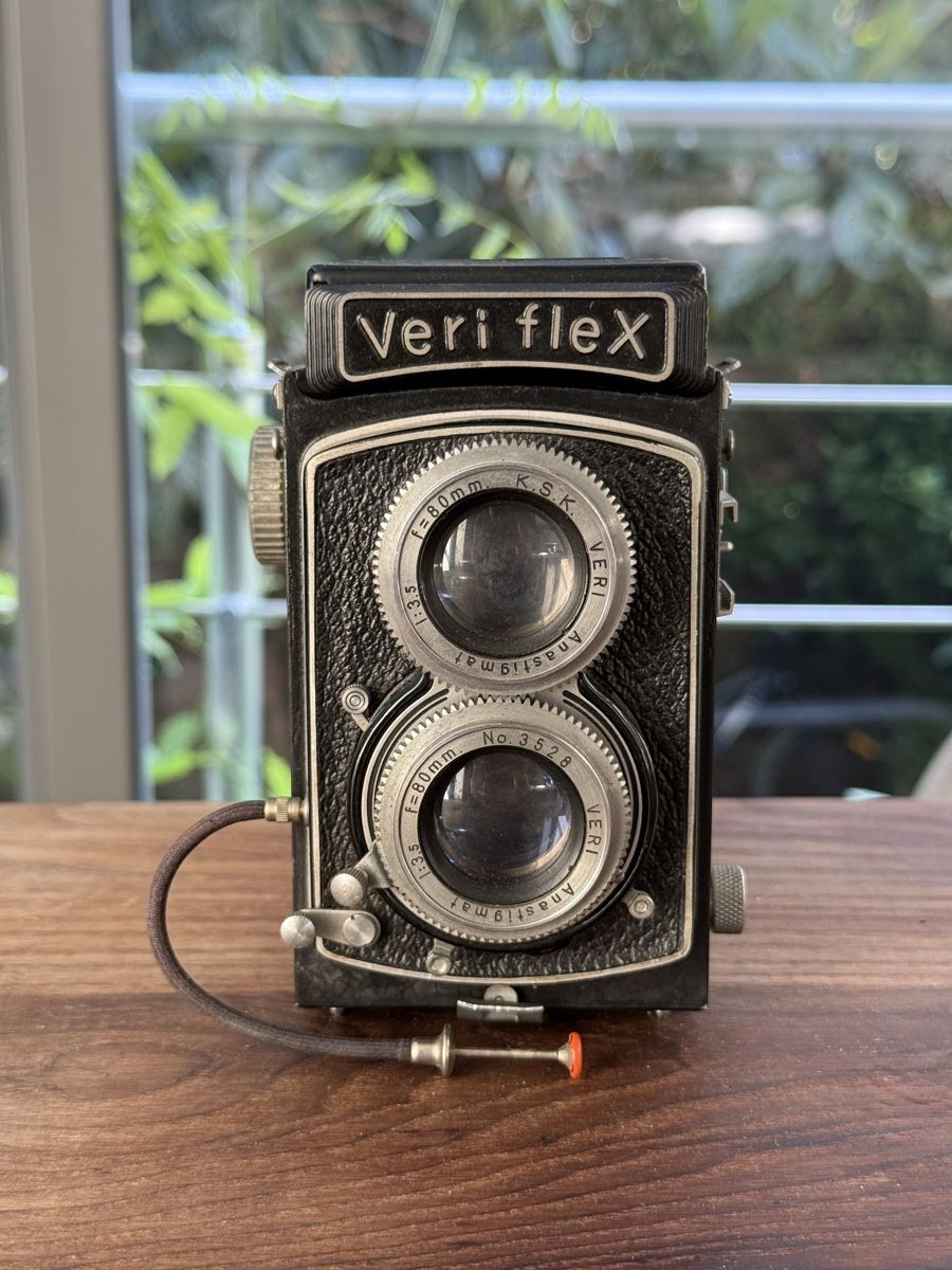 Fotocamera: Veriflex TLR Medium Format Camera - Rare 1950s Japanese – Usato da Commugny venduto da semamonfrinoli